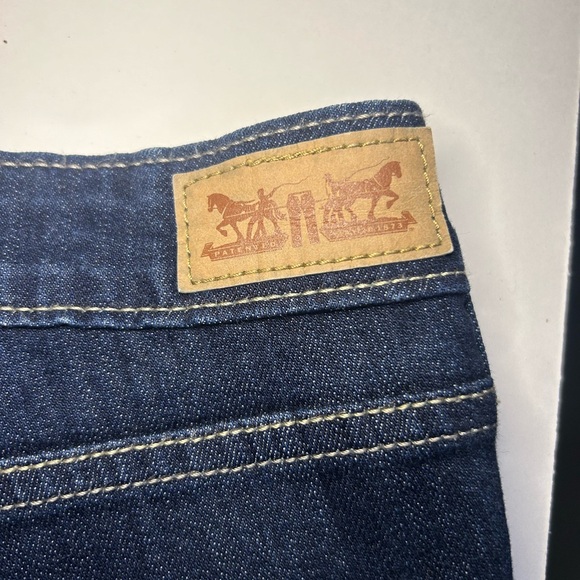 518 Superlow Levis - Picture 6 of 7